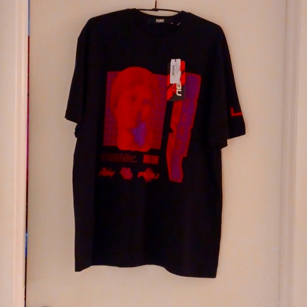 Fubu NWT Men's red and black graphic tee. Size medium